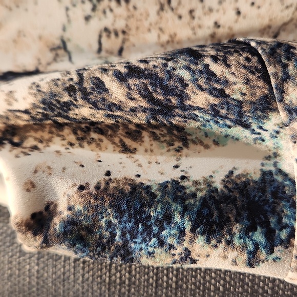 NWT The Limited Grunge Core Woven Women's sz PXS v-neck Tank - Picture 3 of 7